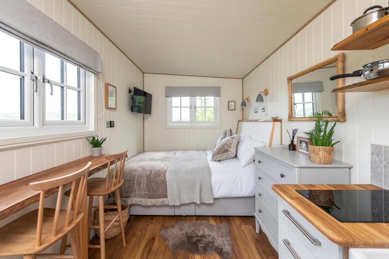 Secluded Lodge With Spectacular Views And Hot Tub! Bath Exteriör bild