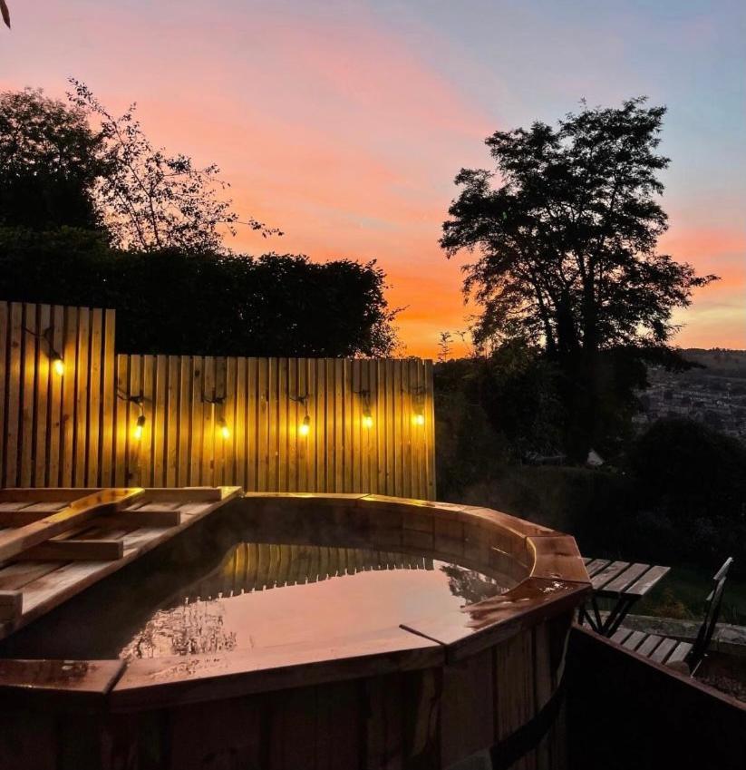 Secluded Lodge With Spectacular Views And Hot Tub! Bath Exteriör bild